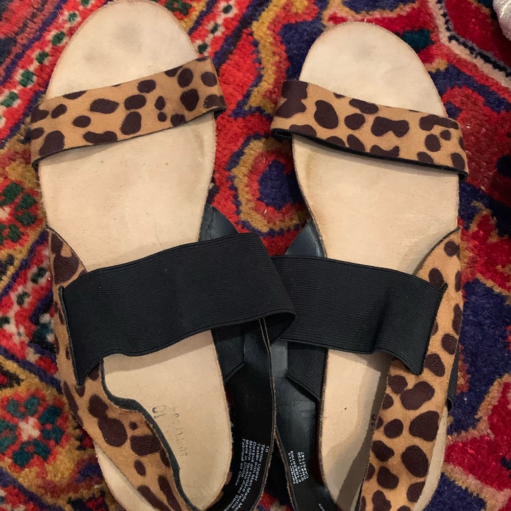Mossimo leopard sandal